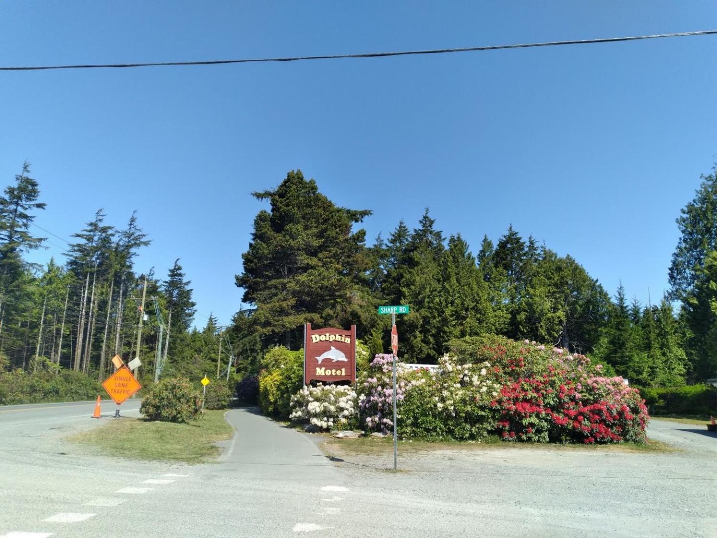 Dolphin Motel Tofino Bagian luar foto